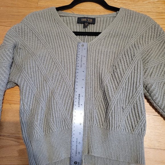 Bubble Soft Sweater - Picture 4 of 9